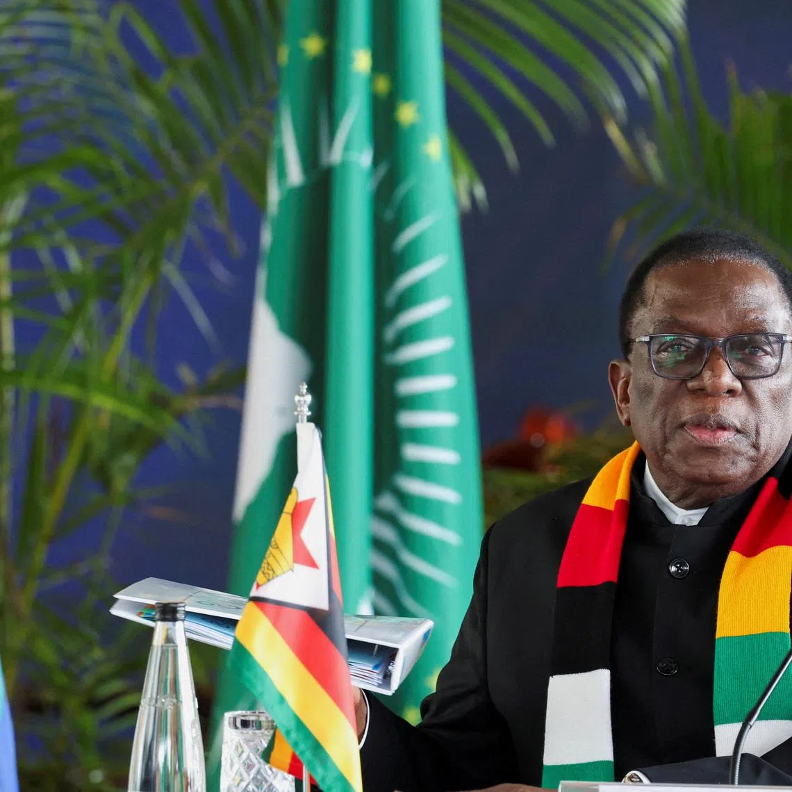 FILE PHOTO: Zimbabwe's President Emmerson Mnangagwa, attends the Heads of State from Southern and Eastern Africa meeting in Nairobi to discuss efforts to make peace in eastern Democratic Republic of Congo, at the State House in Nairobi, Kenya August 1, 2025. REUTERS/Monicah Mwangi/File Photo