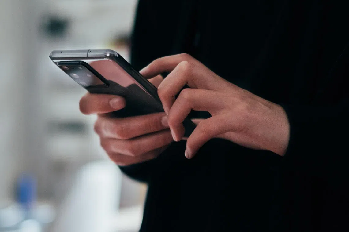 Scams where victims are lured to download apps from dubious sites are not new.