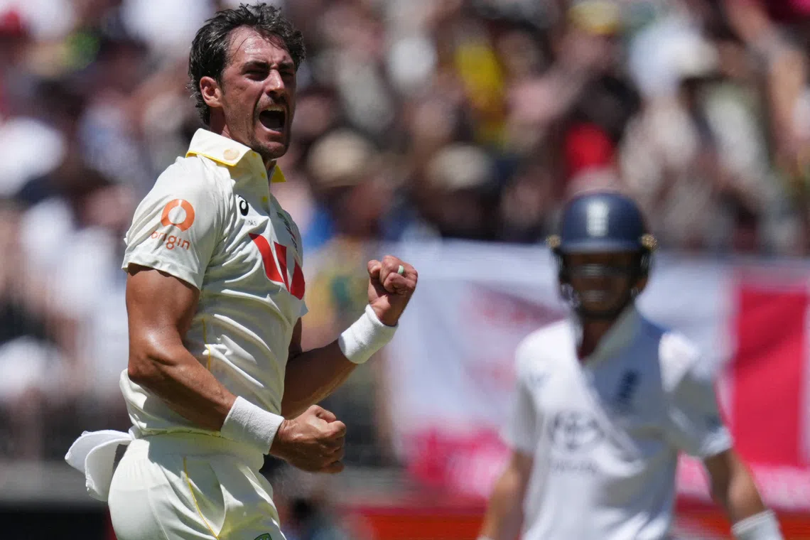 Australia's Mitchell Starc celebrates after taking the LBW wicket of England's Ben Duckett. The Ashes, Australia v England, first Test, Perth Stadium, Perth, Australia, November 21, 2025 REUTERS/Asanka Brendon Ratnayake