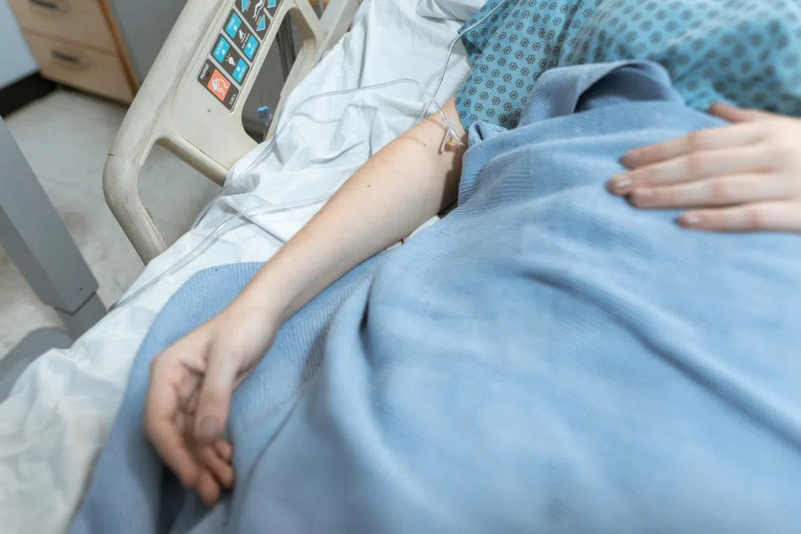 Domestic helper M complained of a nagging pain in her chest. What followed left the writer and family in disbelief.