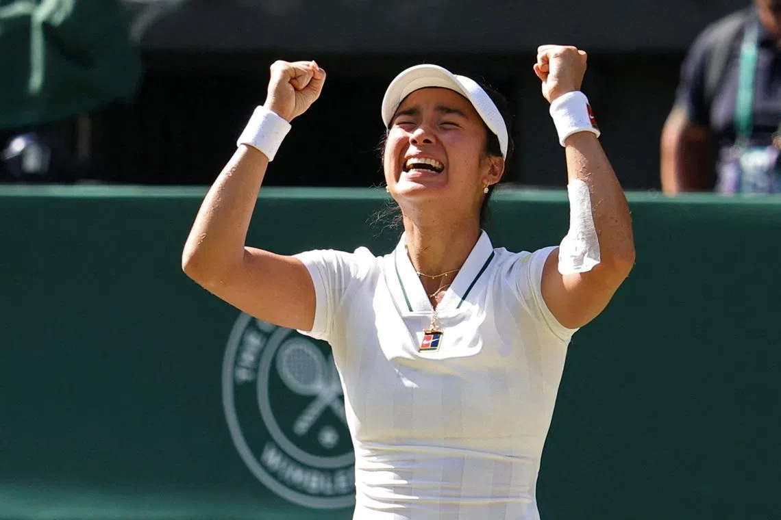 Tennis - Wimbledon - All England Lawn Tennis and Croquet Club, London, Britain - July 4, 2026 Philippines' Alexandra Eala celebrates after winning her third round match against Poland's Iga Swiatek REUTERS/Toby Melville