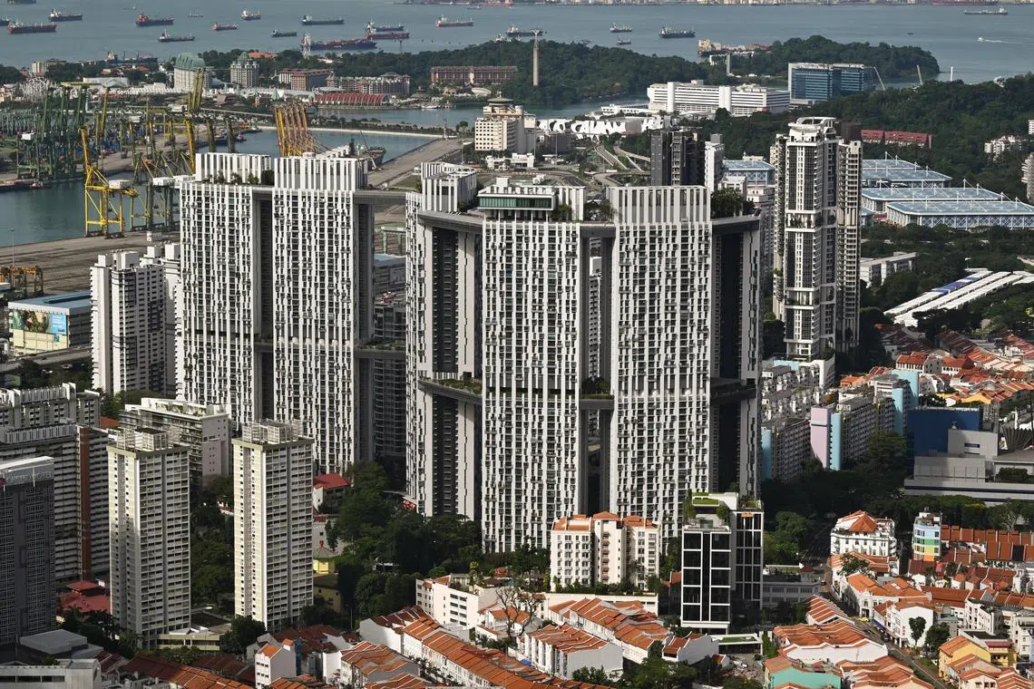 ST20230302-202307838825-Lim Yaohui-pixgeneric/
Generic photograph of Pinnacle@Duxton, Brani Terminal on Pulau Brani, Sentosa, shophouses and HDB flats as viewed from CapitaSpring on Mar 02, 2023.
Can be used for stories on money, property, land, commercial, office, invest, budget, income, finance, financial, CBD, URA, HDB, tourism, tourist, port, cargo, housing, marriage, fertility, BTO, population, economy, and development.
(ST PHOTO: LIM YAOHUI)
