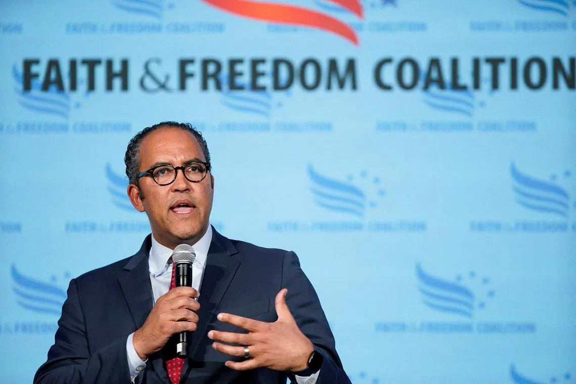 Mr Hurd, 45, announced his candidacy in a video and a Twitter post, stressing unity, the economy and equal opportunity for all Americans.