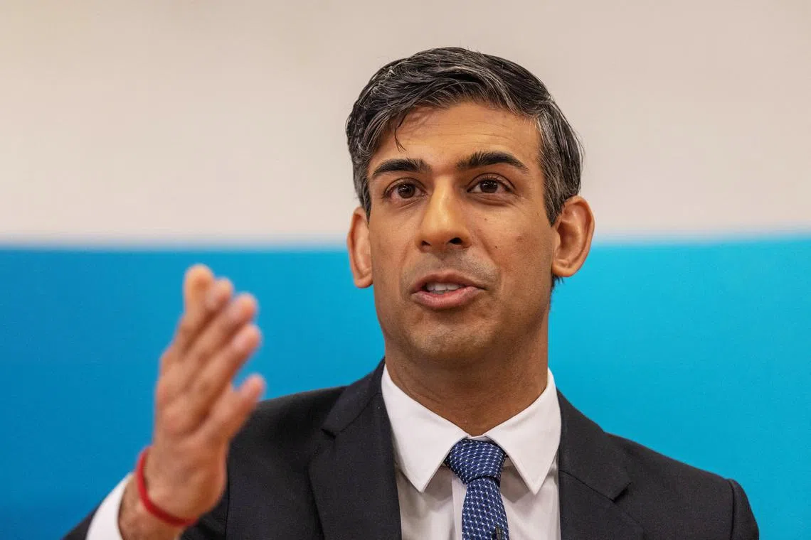 Notable alumni of Stanford Global School of Business include the British prime minister Rishi Sunak, who is of the Class of 2006.