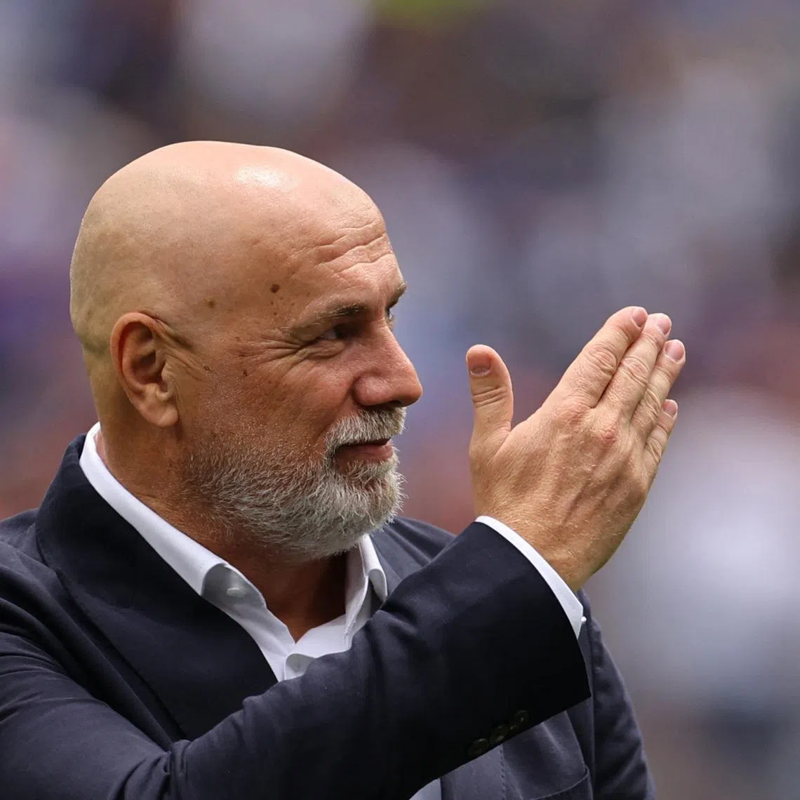 Soccer Football - FIFA World Cup 2026 - Group B - Switzerland v Bosnia and Herzegovina - Los Angeles Stadium, Inglewood, California, U.S. - June 18, 2026 Bosnia and Herzegovina coach Sergej Barbarez reacts at half time REUTERS/Daniel Cole