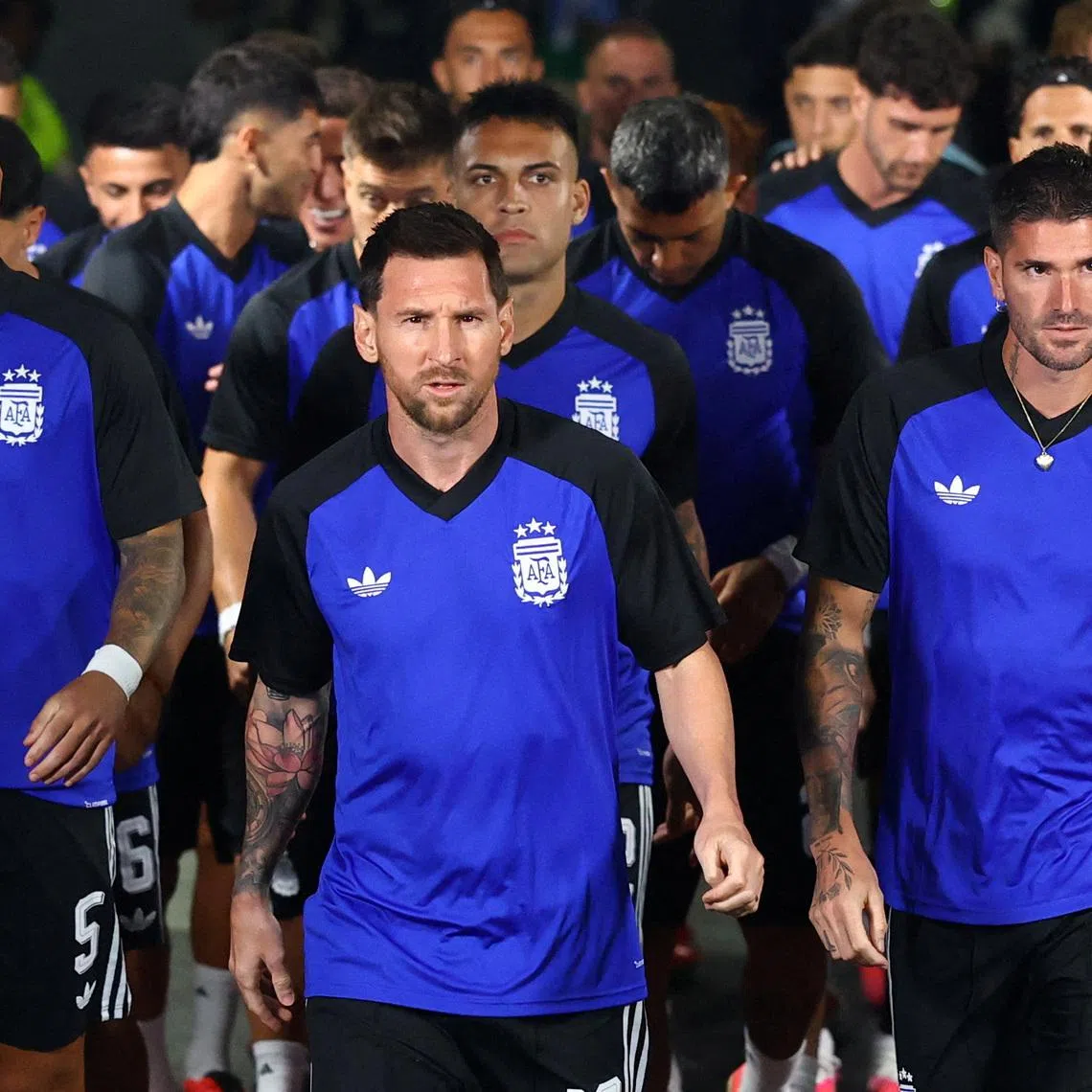 Soccer Football - FIFA World Cup 2026 - Group J - Jordan v Argentina - Dallas Stadium, Arlington, Texas, U.S. - June 27, 2026 Argentina's Lionel Messi leads his team out for the warm up before the match REUTERS/Hannah Mckay