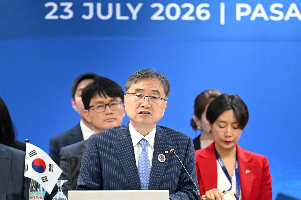 China considering summit with Seoul in November, South Korean foreign ministry says