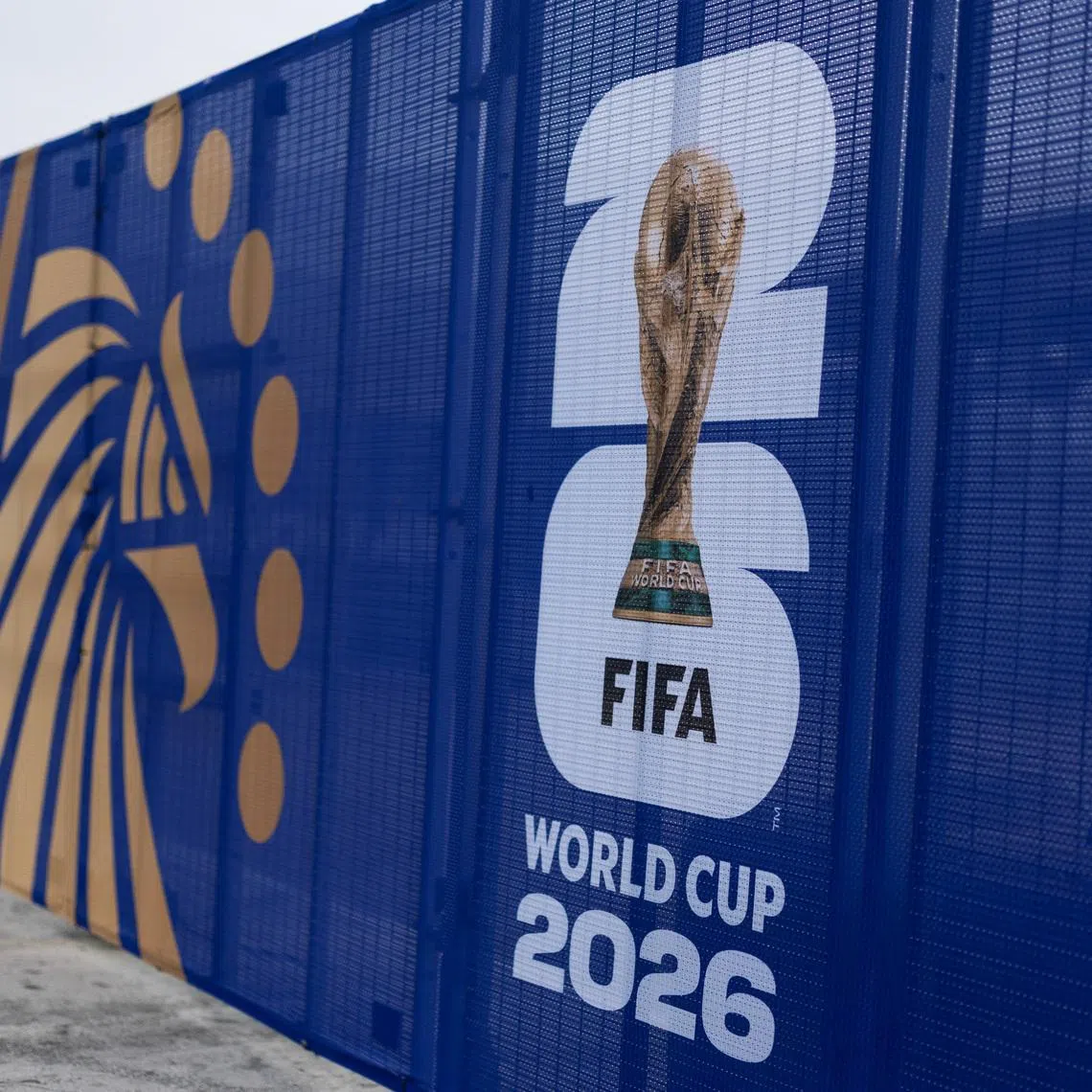 Security fence surrounds the SoFi Stadium as the venue prepares to host World Cup 2026 in Inglewood, California, U.S., June 4, 2026.  REUTERS/Mike Blake