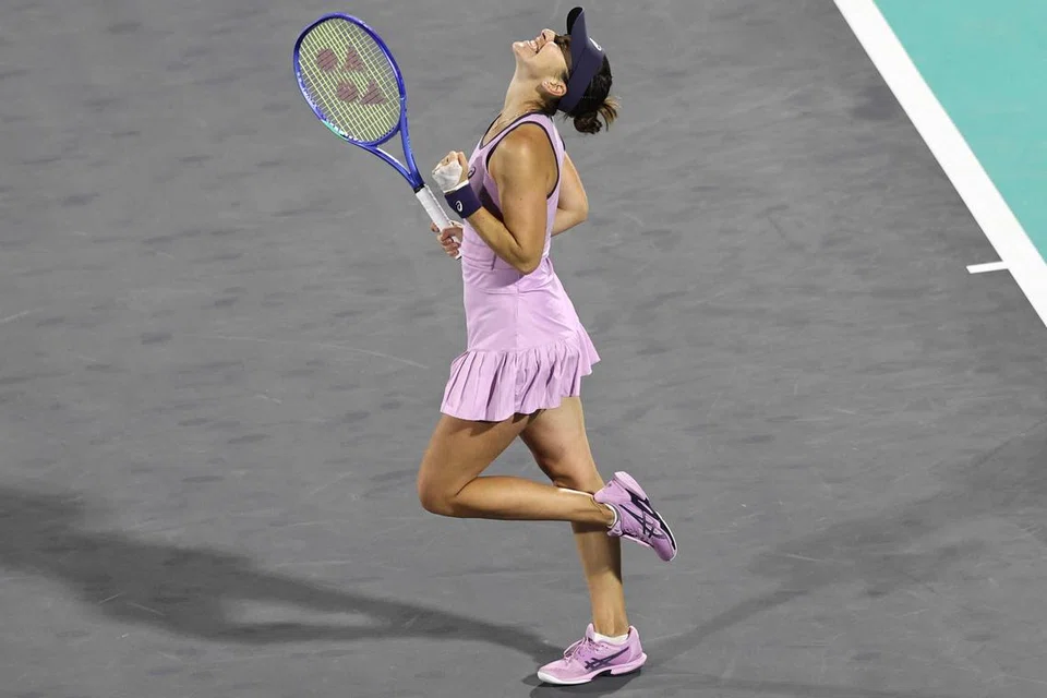 Mum’s the word as Belinda Bencic stuns Elena Rybakina to reach Abu