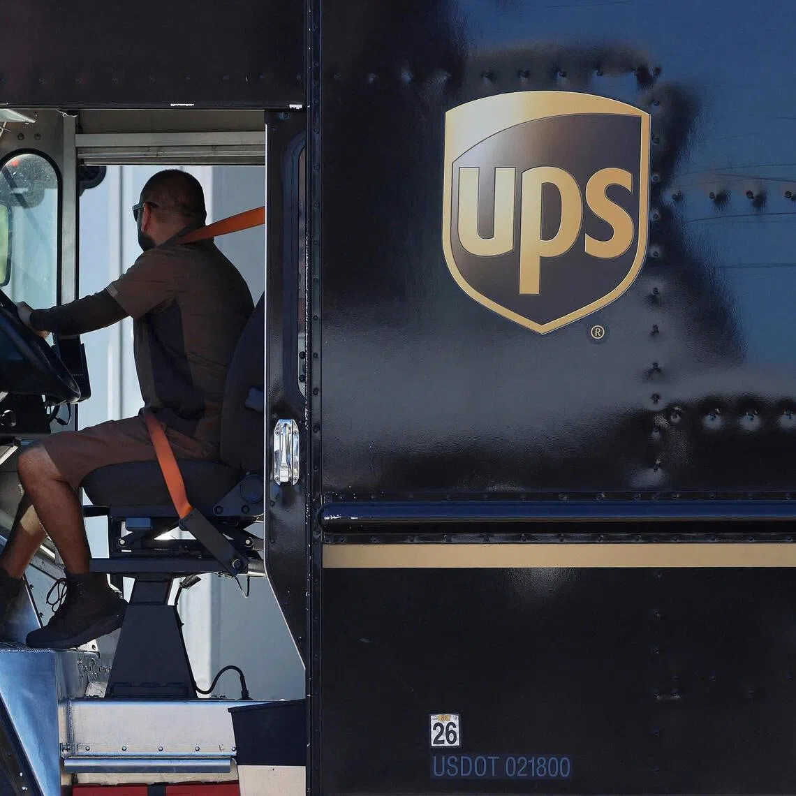 UPS is cutting some 48,000 jobs as part of a major reorganisation connected to a planned reduction in delivery services for Amazon packages.
