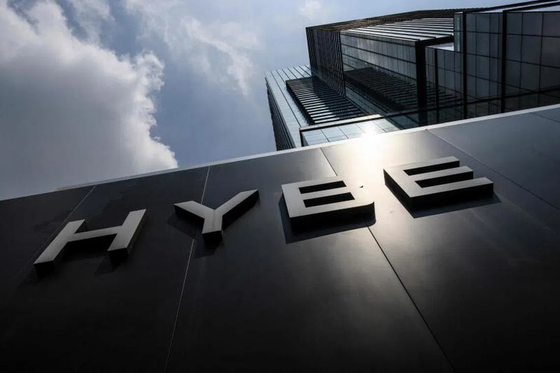 K-pop industry trends from K-pop giant Hybe has come under fire for an internal document that contains disparaging comments about many idols.