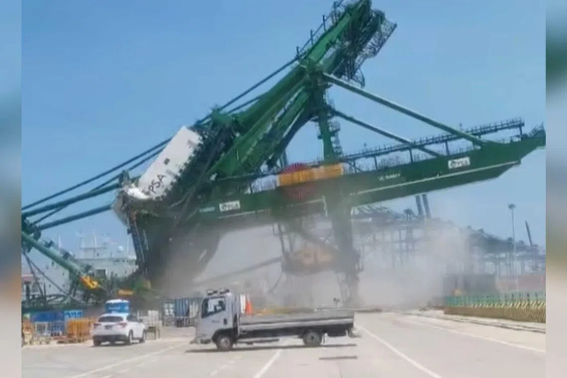 The quay crane was being delivered to a non-operational berth when it toppled.