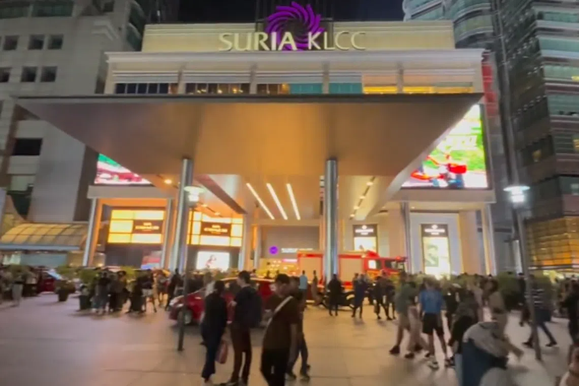 Xiaohongshu user Eric shared a video of the crowd that gathered outside Suria KLCC mall after the fire alarm rang out at about 8pm on Sept 29.