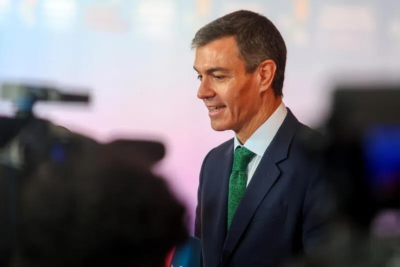 Spanish prime minister’s plane makes emergency landing in Turkey