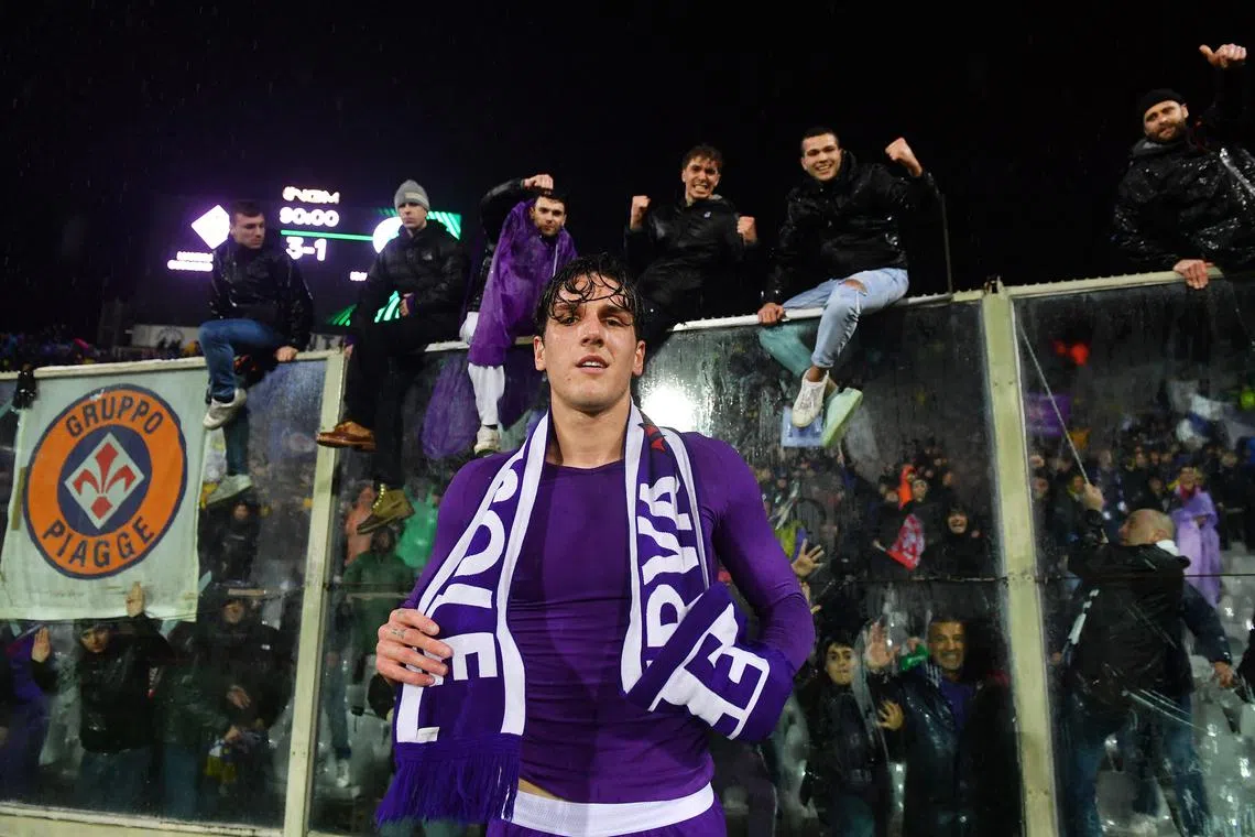 FILE PHOTO: Soccer Football - Conference League - Round of 16 - Second Leg - Fiorentina v Panathinaikos - Stadio Artemio Franchi, Florence, Italy - March 13, 2025 Fiorentina's Nicolo Zaniolo celebrates after the match REUTERS/Jennifer Lorenzini/File Photo