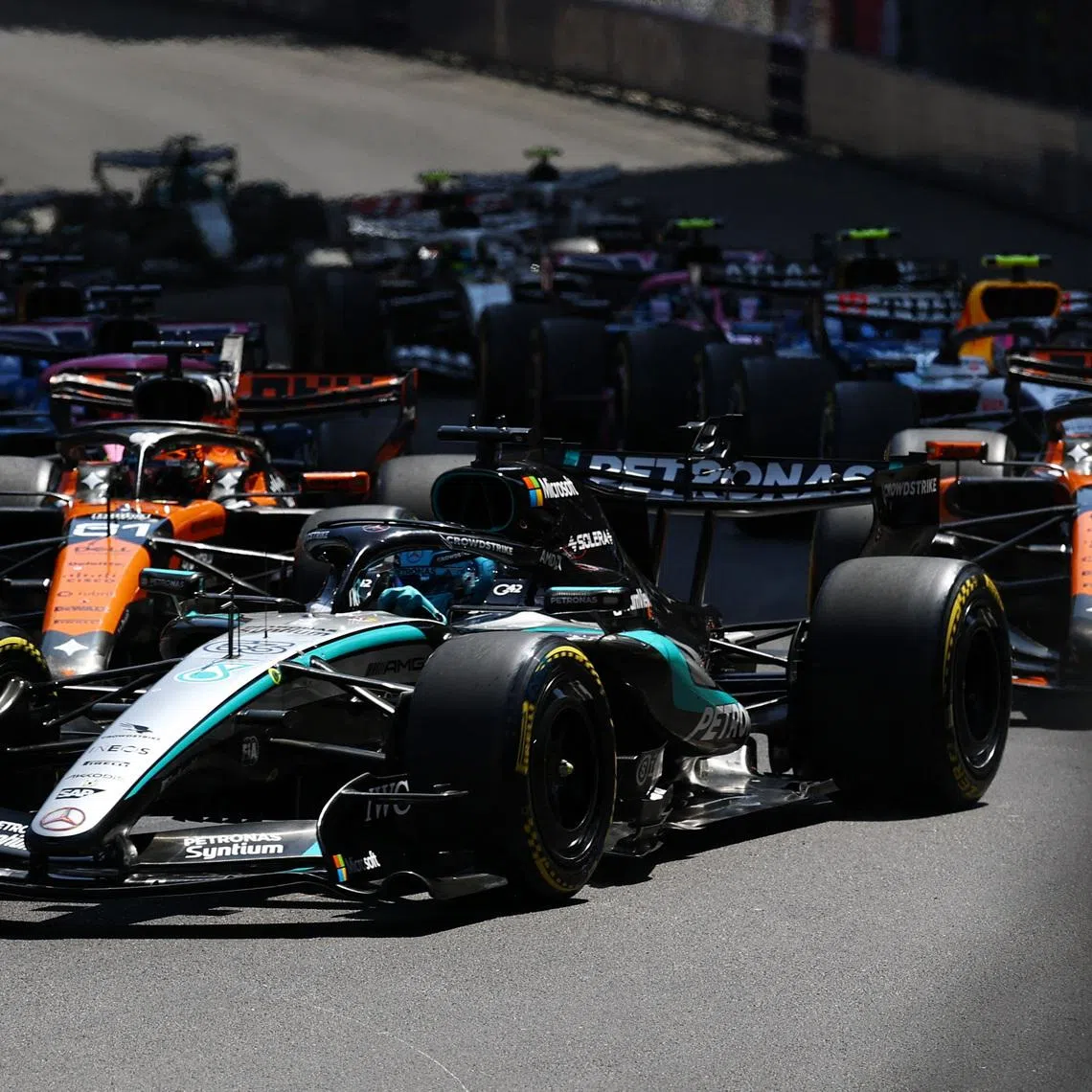 Formula One F1 - Monaco Grand Prix - Circuit de Monaco, Monaco - June 7, 2026 Mercedes' George Russell in action during the race REUTERS/Manon Cruz