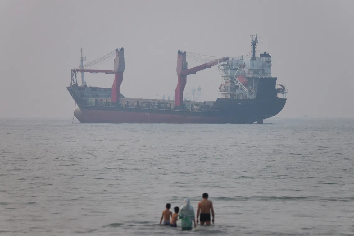 FILE PHOTO: A vessel in the Strait of Hormuz near the beach of Bandar Abbas, Iran, June 30, 2026. Amirhosein Khorgooi/ISNA/via WANA (West Asia News Agency)via REUTERS