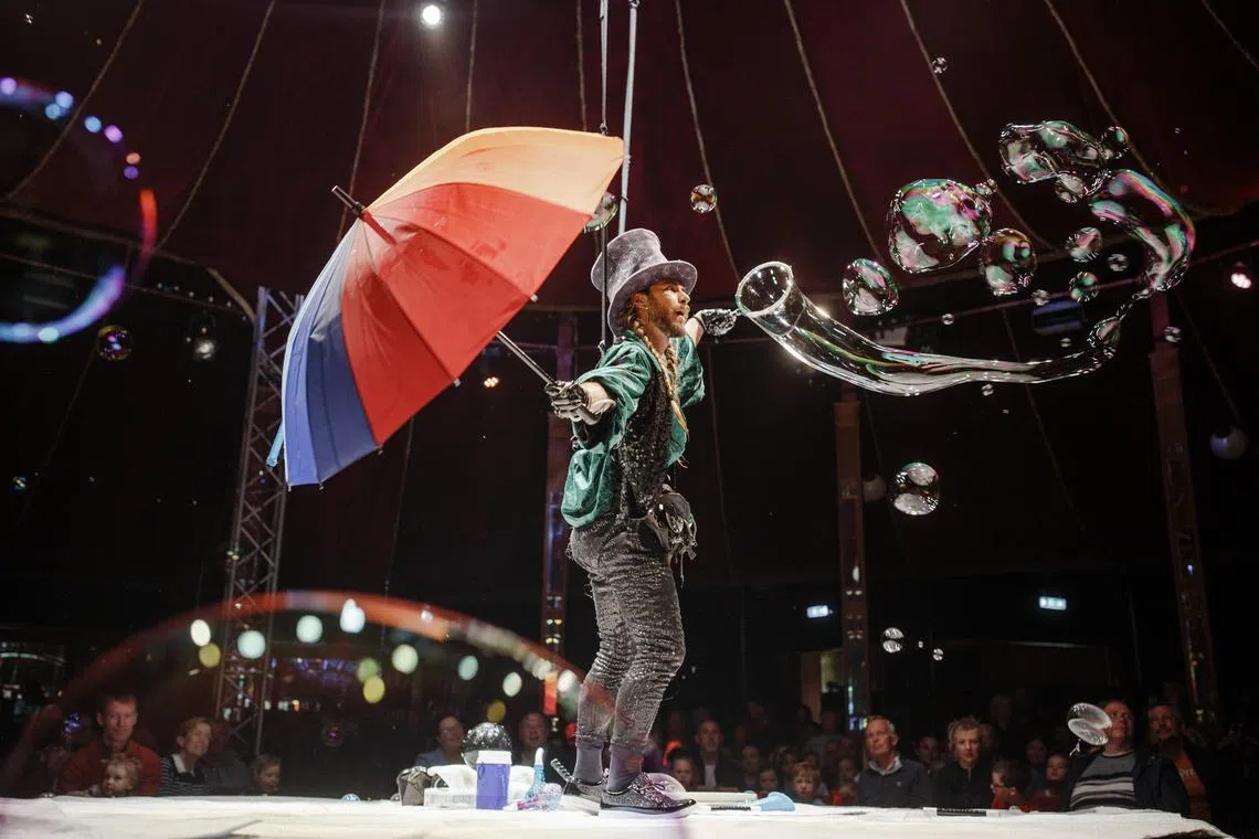 Blown away by bubble art at Edinburgh Festival Fringe 2025