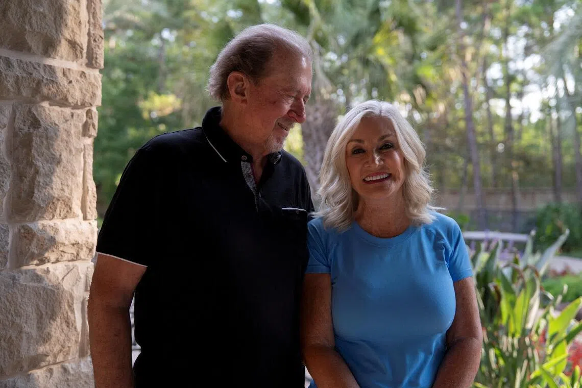 Menta “Steve” Wallace and his wife, Jo Linda, at their home in Texas. Menta is taking the experimental pancreatic cancer drug daraxonrasib.