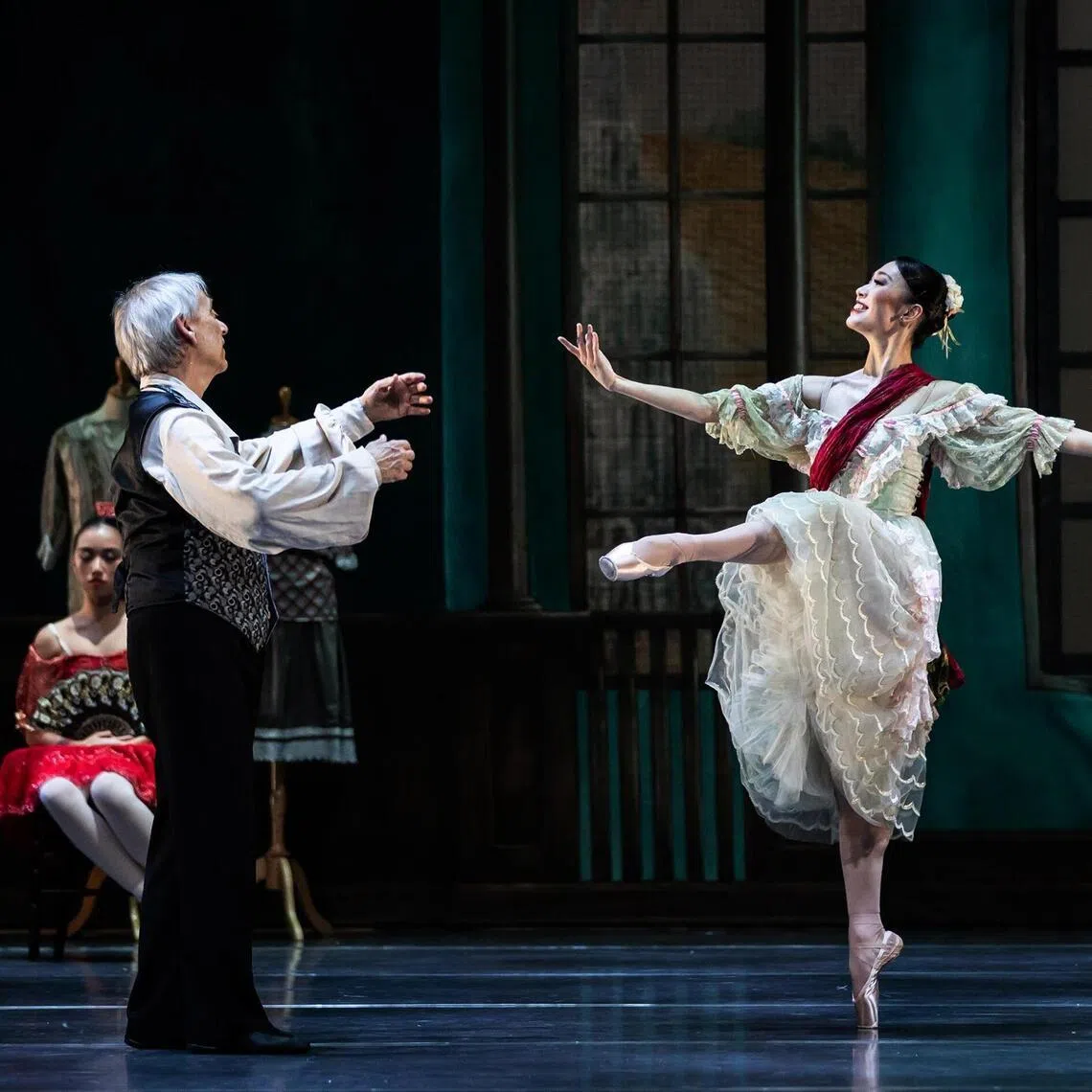 ecballet27 - Janek Schergen as Dr Coppelius and Kwok Min Yi as Swanilda (pretending to be the Coppelia doll).

Credit / Copyright: Bernie Ng