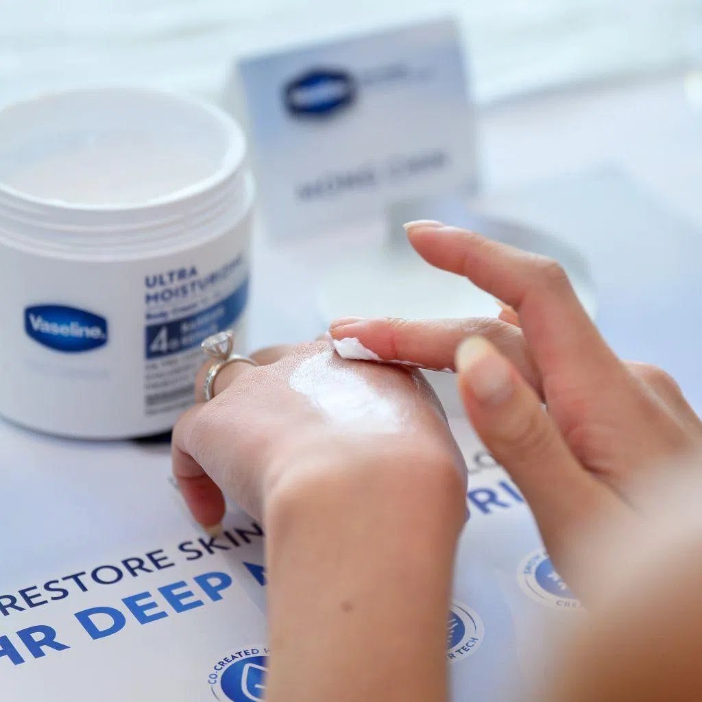 Vaseline Pro Derma Ultra Moisturising Body Cream being applied on dry skin