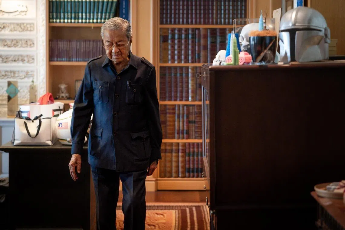 Former Malaysian PM Mahathir says he has lost control of his leg after a fall