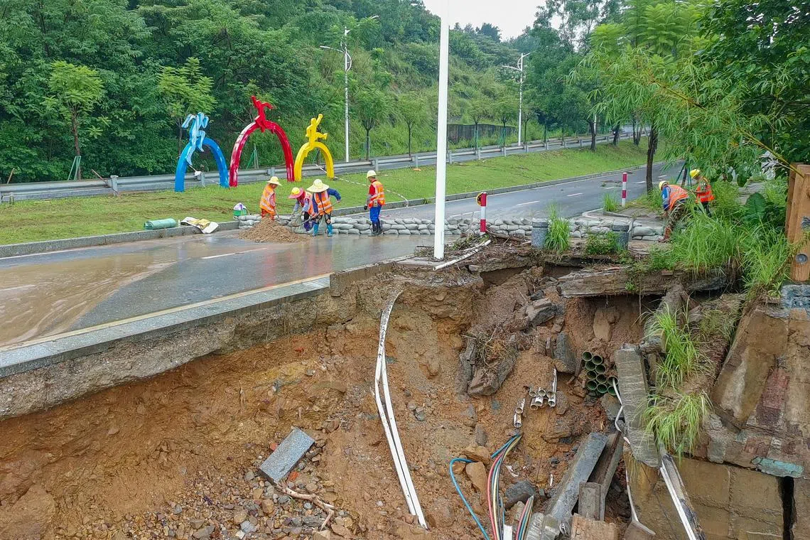 Forecasters on Aug 6 warned of more thunderstorms, a day after the century’s second-heaviest August rains pounded Guangzhou.