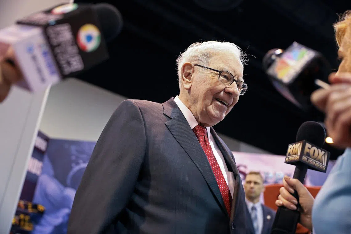 Mr Buffett said at a shareholding meeting of his Berkshire Hathaway holding company that what happened with Silicon Valley Bank was a government takeover completed with expanded deposit guarantee. 