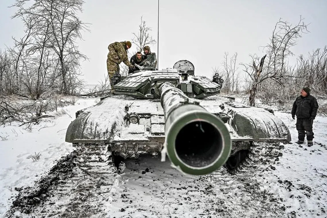 Ukrainian servicemen of the 128th separate mountain assault Transcarpathian brigade of the Armed Forces of Ukraine take part in tank drills, amid Russia's attack on Ukraine, in Zaporizhzhia region, Ukraine January 11, 2024. REUTERS/Stringer/ File Photo