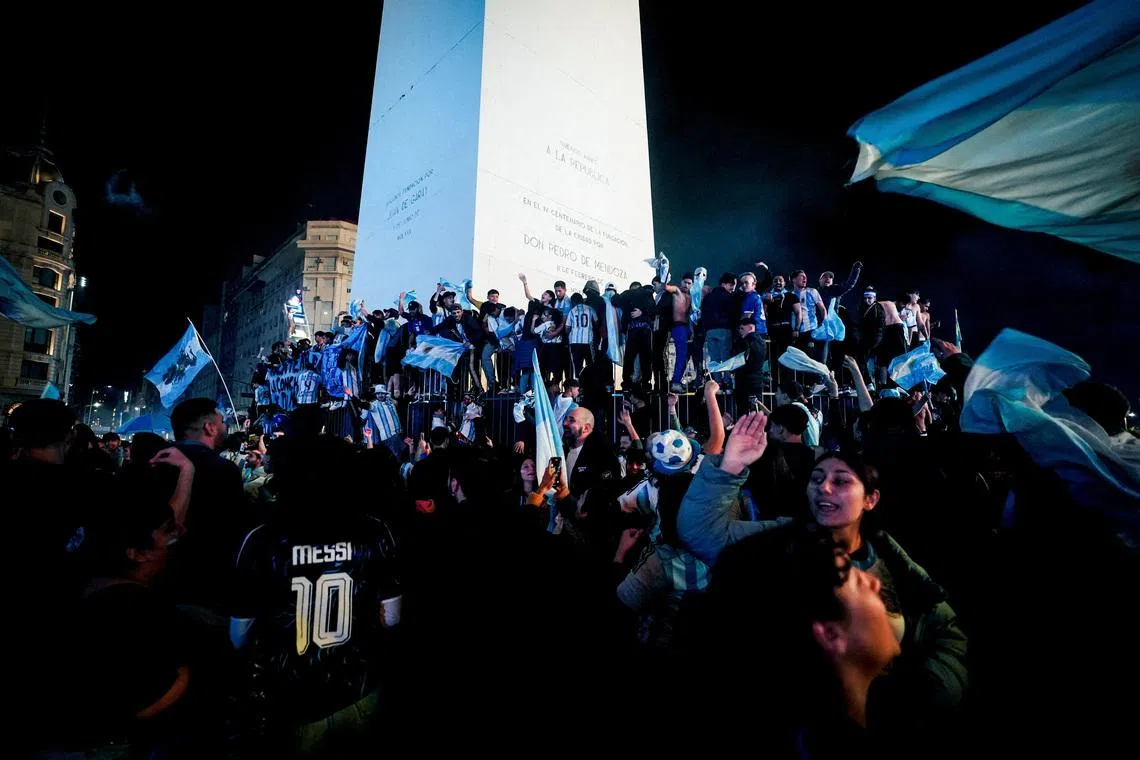 FILE PHOTO: Soccer Football - FIFA World Cup 2026 - Semi Final - England v Argentina - Fans gather in Buenos Aires, Argentina - July 15, 2026. Fans gather at the Obelisk following the match. REUTERS/Mariana Nedelcu/File Photo