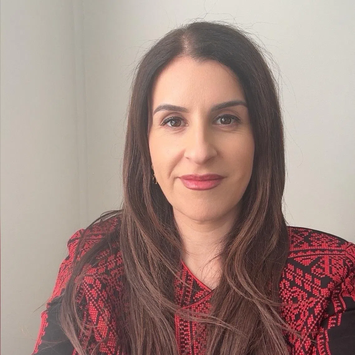 Palestinian-Australian author Randa Abdel-Fattah had her invitation to Australia's leading Adelaide Festival rescinded by organisers.