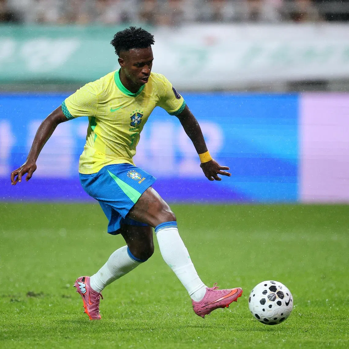 Soccer Football - International Friendly - South Korea v Brazil - Seoul World Cup Stadium, Seoul, South Korea - October 10, 2025 Brazil's Vinicius Jr. in action before scoring their fifth goal REUTERS/Kim Hong-Ji