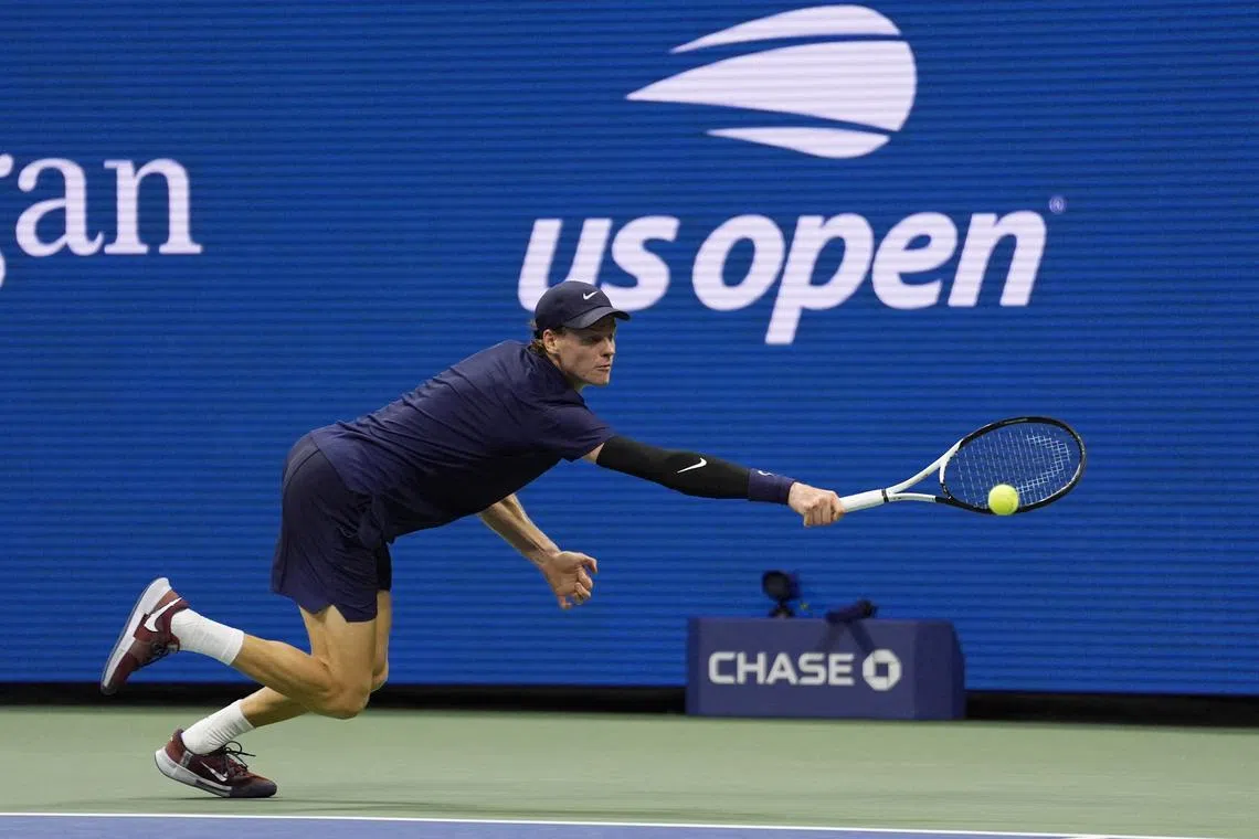 Tennis - U.S. Open - Flushing Meadows, New York, United States - September 3, 2025 Italy's Jannik Sinner in action during his quarter final match against Italy's Lorenzo Musetti REUTERS/Eduardo Munoz