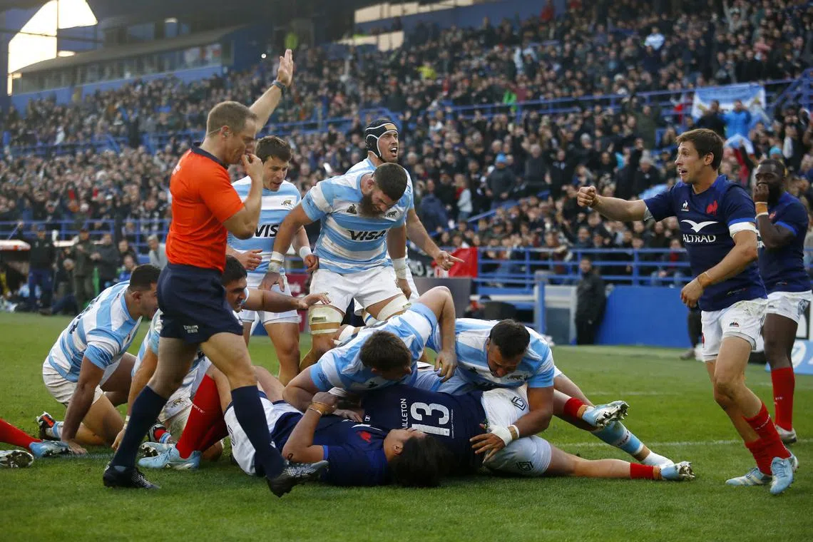 Rugby Union - Argentina v France - Jose Amalfitani Stadium, Buenos Aires, Argentina - July 13, 2024 Argentina's Thomas Gallo scores a try REUTERS/Matias Baglietto