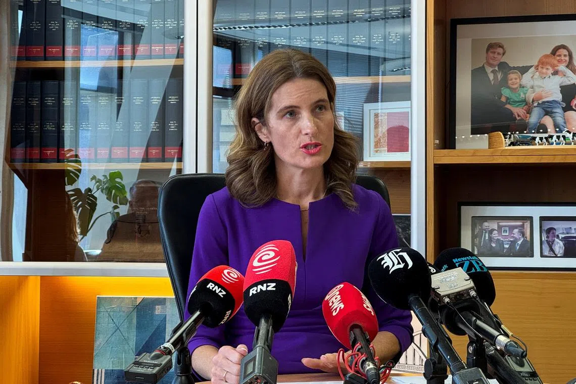 New Zealand to cut public service jobs in savings push