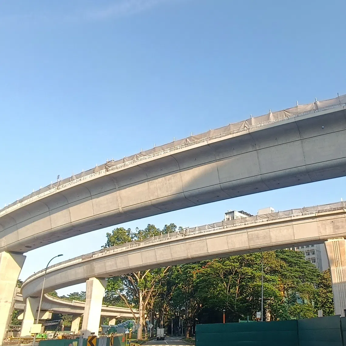 Through close dialogue with industry players, OCBC is strengthening construction financing support for the civil engineering ecosystem with tailored solutions designed to address sector-specific challenges. 