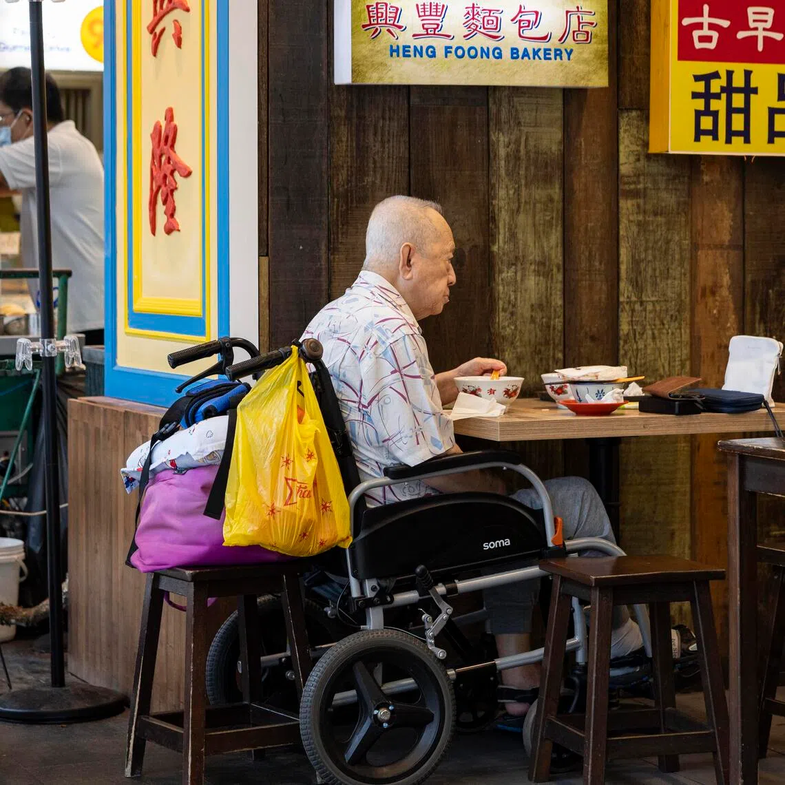 ST20250924_202599000154/pixgenerics/Brian Teo/Generic of an elderly diner at Jurong Point on Sept 24, 2025. Can be used for stories on elderly, loneliness, community, heartlands, ageing population, pioneer generation, merdeka generation, pioneer generation package, active ageing, super aged society, national identity. ST PHOTO: BRIAN TEO