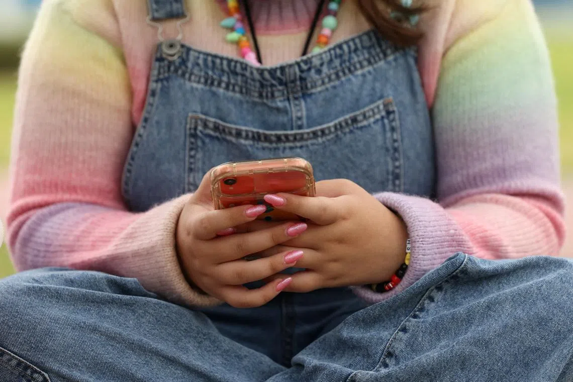 The move comes as parents, educators and experts try to protect children from the potential harms associated with social media use.