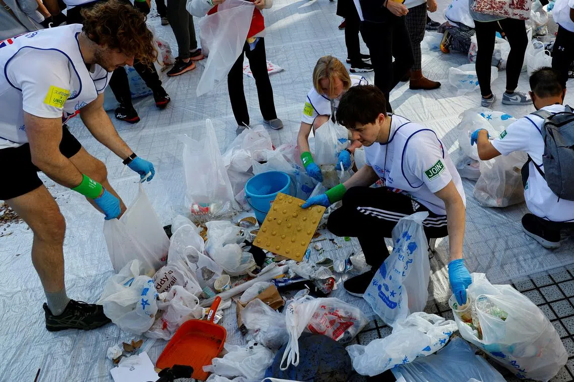 The Spogomi World Cup saw 21 countries battle it out to collect the most rubbish within a set time limit.