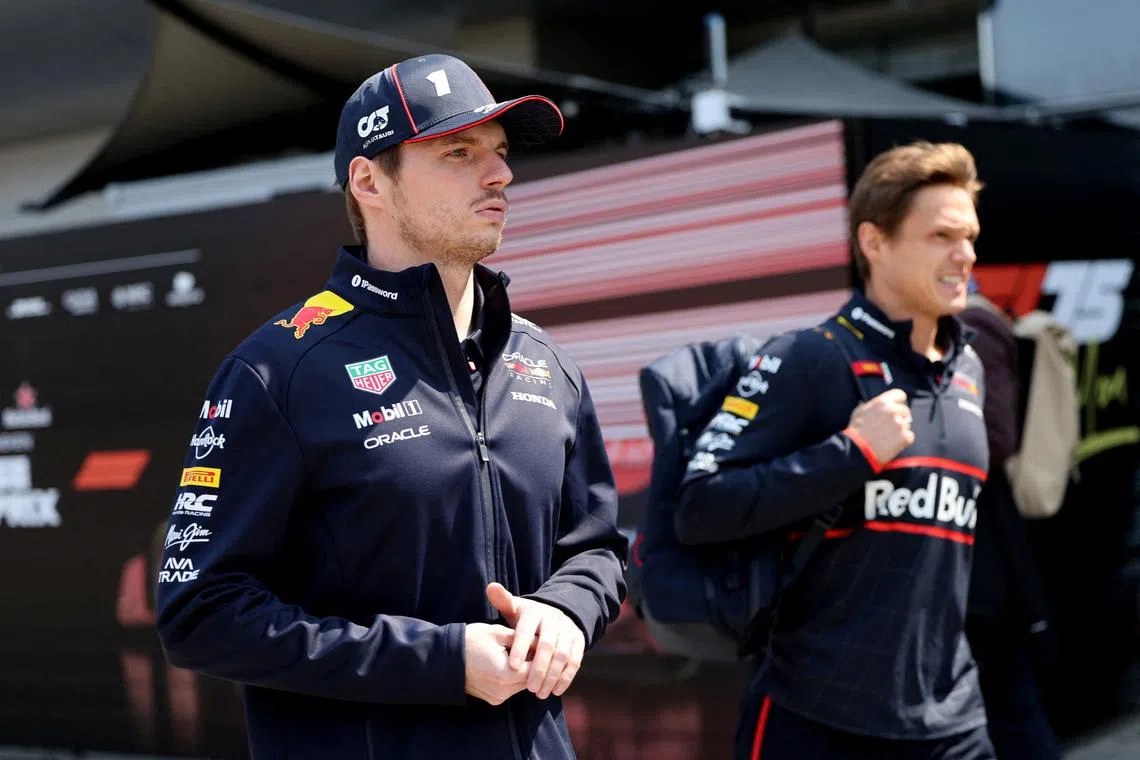 Verstappen says a return to V10 engines could keep him in F1 longer
