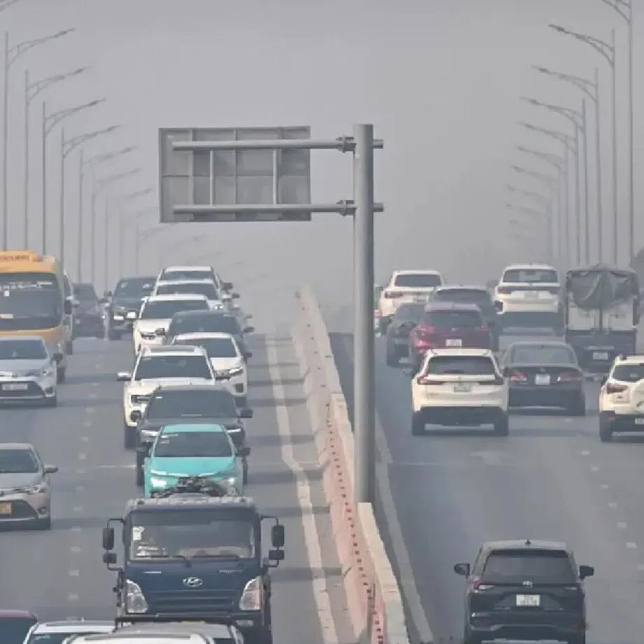 Long-term exposure to PM2.5 dust particles is linked with chronic diseases including lung and heart problems.