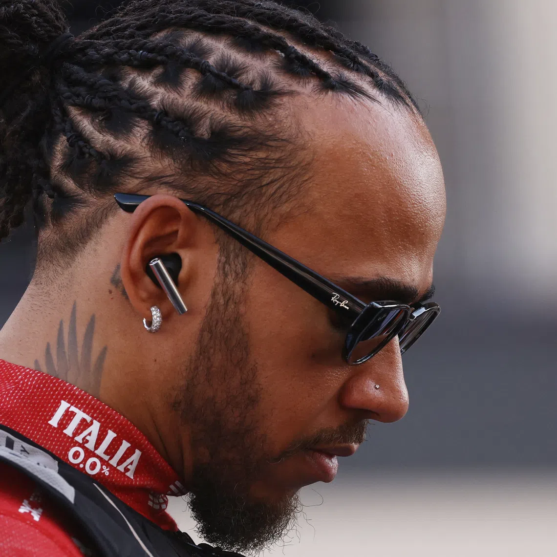 Formula One F1 - Abu Dhabi Grand Prix - Yas Marina Circuit, Abu Dhabi, United Arab Emirates - December 7, 2025 Ferrari's Lewis Hamilton before the race REUTERS/Amr Alfiky