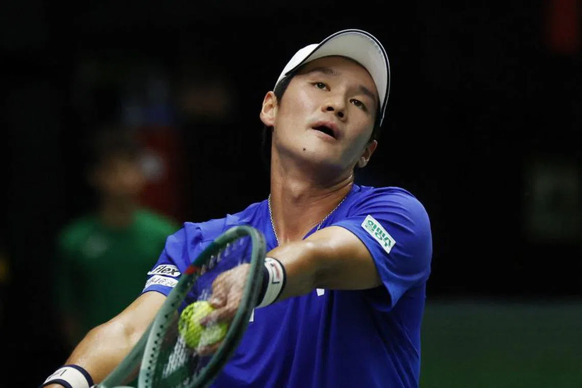 FILE PHOTO:Tennis - Davis Cup - Finals - Spain v South Korea - Pabellon Fuente de San Luis, Valencia, Spain - September 17, 2023 South Korea’s Kwon Soon-woo in action during his singles match against Spain’s Alejandro Davidovich Fokina REUTERS/Eva Manez/File Photo