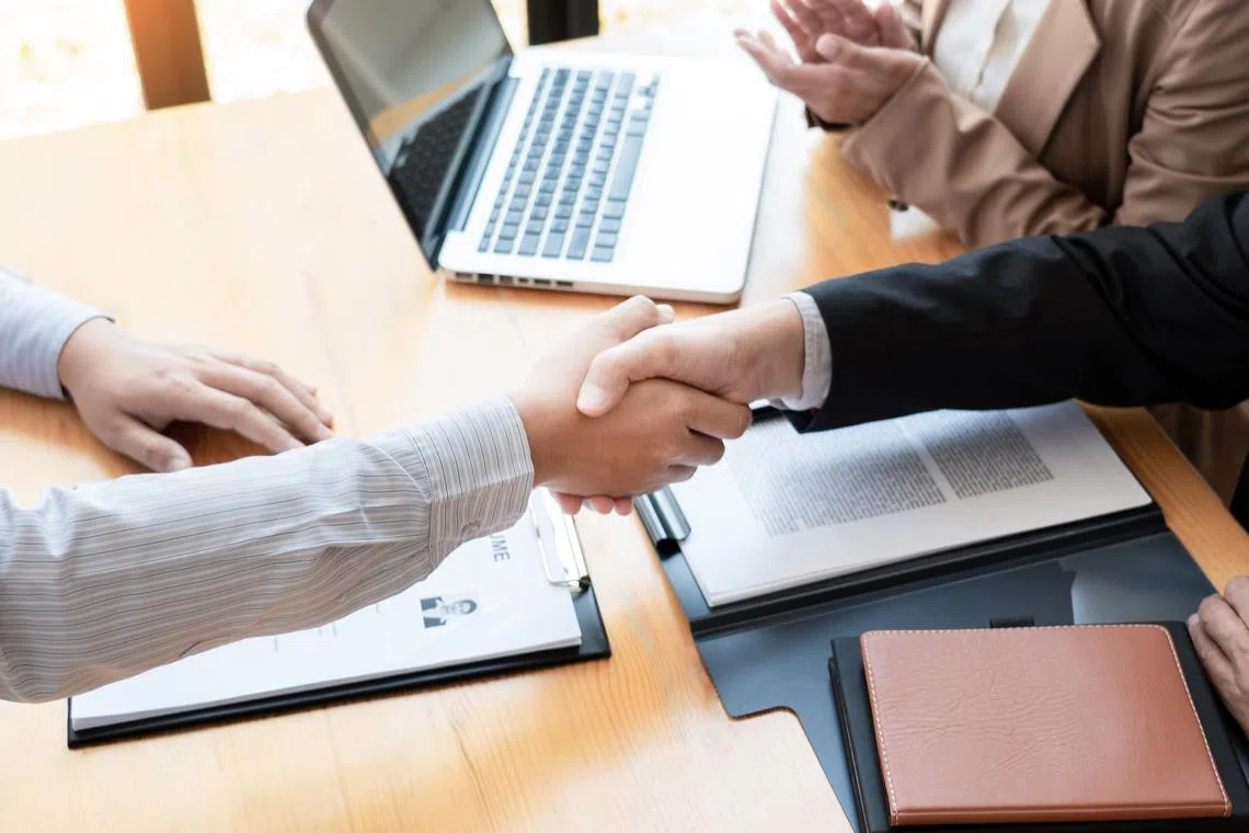 Listen to practical tips and real-life experience from our podcast guests. 