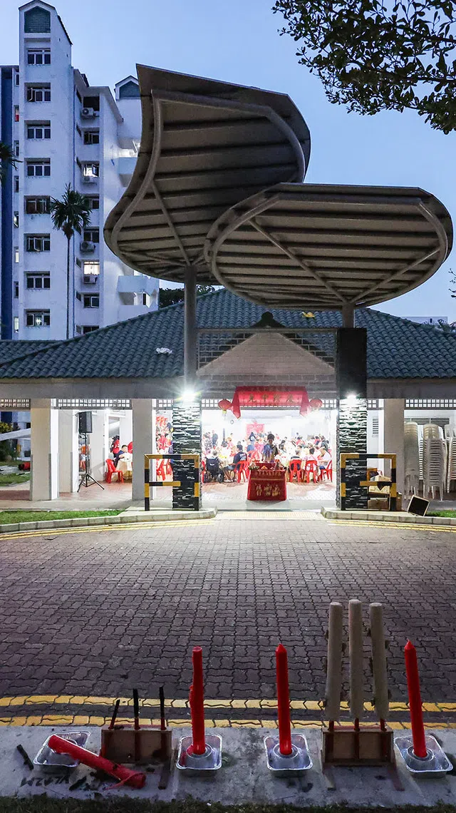 Overview of the multi-purpose hall at Toa Payoh where the Hungry Ghost Festival dinner auction was held  Aug 23, 2026. ST PHOTO: BRIAN TEO