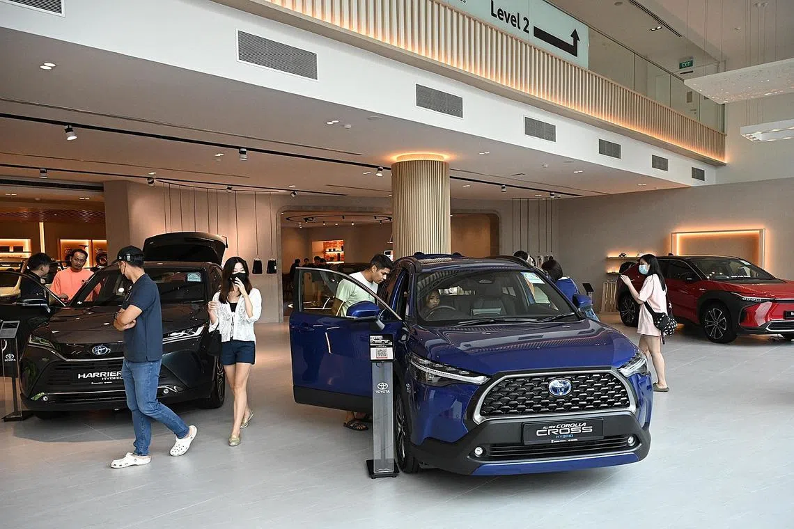 The price gap between the two car COE categories now stands at $8,101.