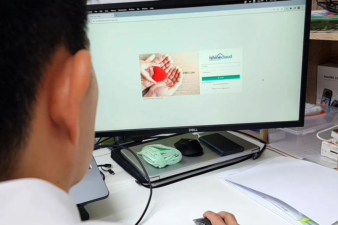 pairas - The Inland Revenue Authority of Singapore (Iras) has developed a Donation Submission API service (DON-API) to help Institutions of a Public Character (IPCs) submit their donation records to the authority more seamlessly via digital platforms. The service has progressively been made available to charities since April, and will be the only way for them to submit their records from Jan 1, 2024. 

Desk: Business 
Credit: Bukit Timah Seu Teck Sean Tong Institution