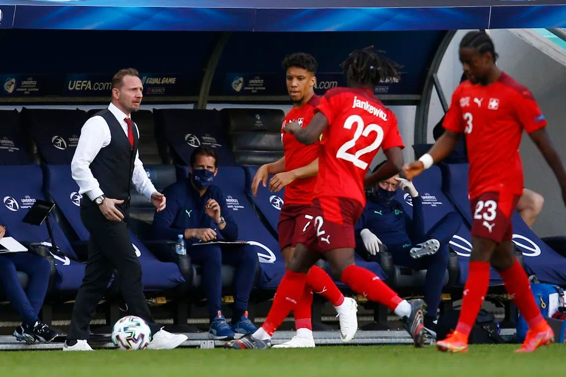 FILE PHOTO: Soccer Football - UEFA Under 21 Championship - Group D - Switzerland v Portugal - Stozice Stadium, Ljubljana, Slovenia - March 31, 2021 Switzerland coach Mauro Lustrinelli REUTERS/Srdjan Zivulovic/ File Photo