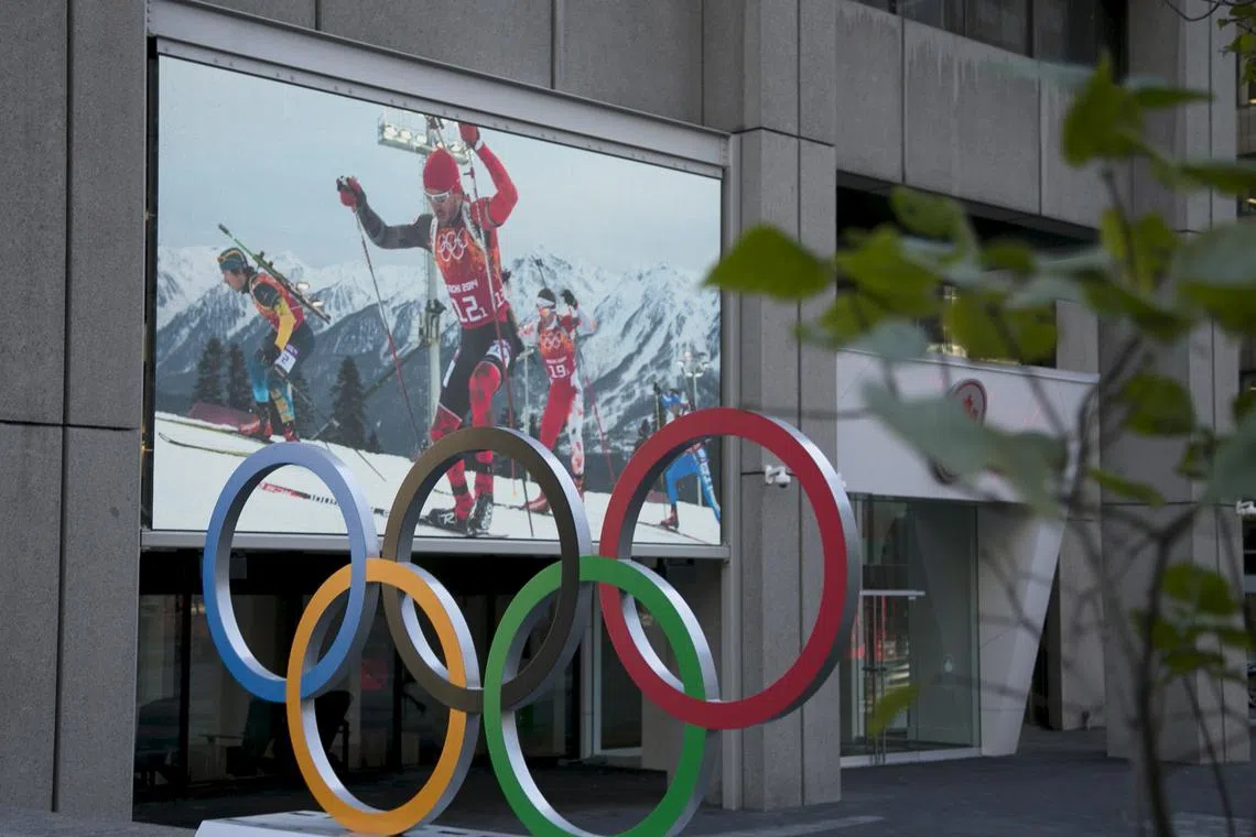 The Olympic rings seen displayed outside the headquarters for the Canadian Olympic Committee (COC) in Montreal, November 9, 2015. REUTERS/Christinne Muschi/File Photo