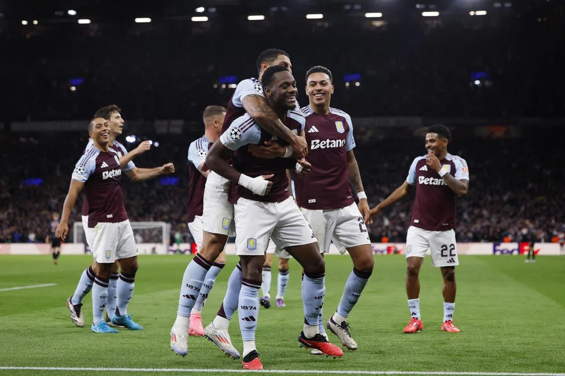 Aston Villa's Jhon Duran celebrates scoring the winning goal in the 79th minute with teammates.